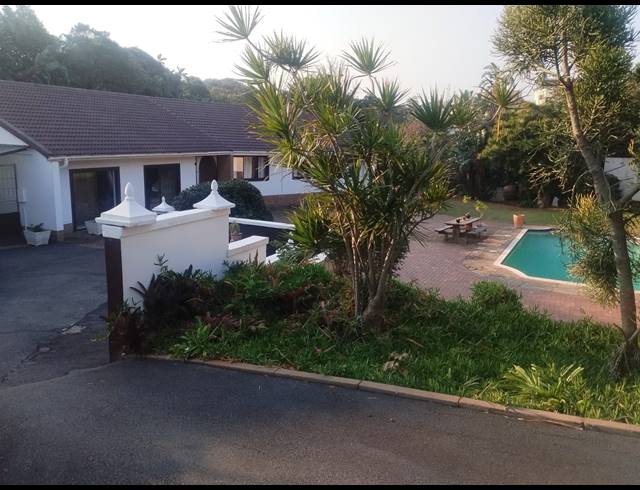 5 BEDROOM HOUSE FOR SALE IN BLUFF
